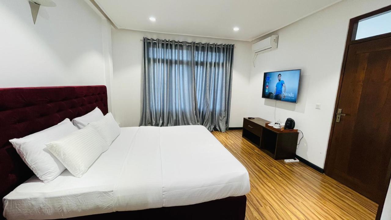 Отель Beverly Beach Мирисса Экстерьер фото